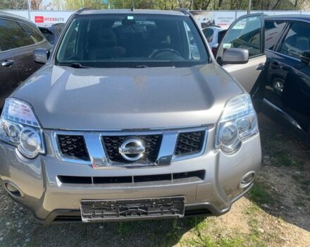 Бежевый Ниссан ИксТрейл, объемом двигателя 2 л и пробегом 190 тыс. км за 3700 $, фото 1 на Automoto.ua