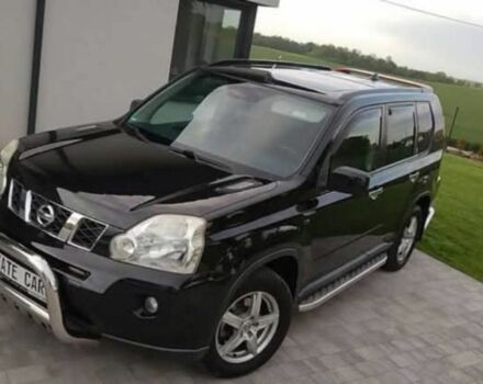 Чорний Ніссан ІксТрейл, об'ємом двигуна 2.5 л та пробігом 185 тис. км за 4500 $, фото 4 на Automoto.ua