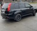 Чорний Ніссан ІксТрейл, об'ємом двигуна 2 л та пробігом 280 тис. км за 9500 $, фото 4 на Automoto.ua