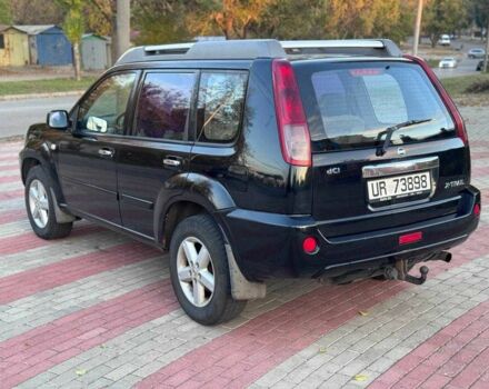 Черный Ниссан ИксТрейл, объемом двигателя 2.2 л и пробегом 250 тыс. км за 2500 $, фото 7 на Automoto.ua