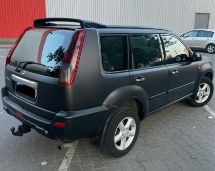 Черный Ниссан ИксТрейл, объемом двигателя 2.2 л и пробегом 412 тыс. км за 2900 $, фото 5 на Automoto.ua