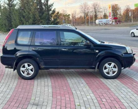 Черный Ниссан ИксТрейл, объемом двигателя 2.2 л и пробегом 250 тыс. км за 2500 $, фото 3 на Automoto.ua