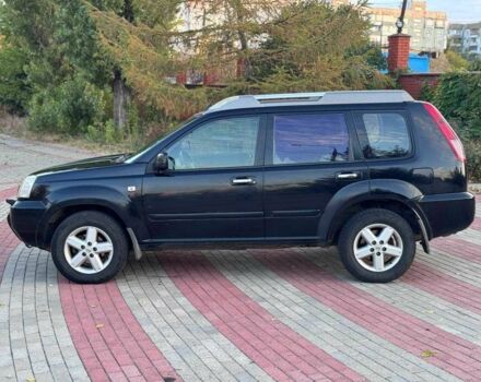 Черный Ниссан ИксТрейл, объемом двигателя 2.2 л и пробегом 250 тыс. км за 2500 $, фото 4 на Automoto.ua