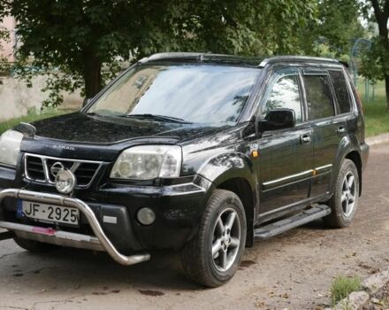 Чорний Ніссан ІксТрейл, об'ємом двигуна 2.2 л та пробігом 300 тис. км за 4100 $, фото 7 на Automoto.ua