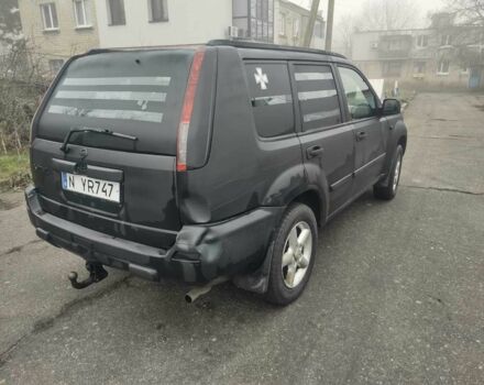 Черный Ниссан ИксТрейл, объемом двигателя 2.2 л и пробегом 220 тыс. км за 3350 $, фото 7 на Automoto.ua