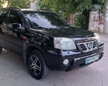 Черный Ниссан ИксТрейл, объемом двигателя 2 л и пробегом 300 тыс. км за 6300 $, фото 3 на Automoto.ua
