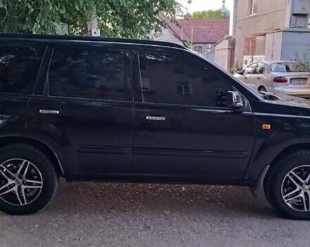 Черный Ниссан ИксТрейл, объемом двигателя 2 л и пробегом 300 тыс. км за 6300 $, фото 7 на Automoto.ua