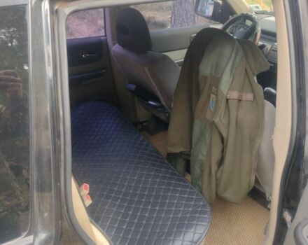 Черный Ниссан ИксТрейл, объемом двигателя 2 л и пробегом 302 тыс. км за 3984 $, фото 6 на Automoto.ua