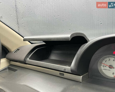 Черный Ниссан ИксТрейл, объемом двигателя 2 л и пробегом 320 тыс. км за 5600 $, фото 12 на Automoto.ua