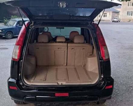 Черный Ниссан ИксТрейл, объемом двигателя 2 л и пробегом 300 тыс. км за 6300 $, фото 13 на Automoto.ua