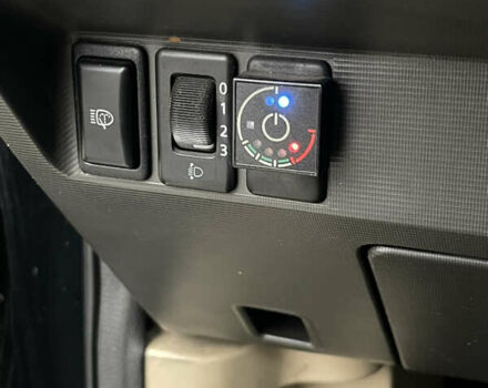 Черный Ниссан ИксТрейл, объемом двигателя 2 л и пробегом 320 тыс. км за 5600 $, фото 10 на Automoto.ua