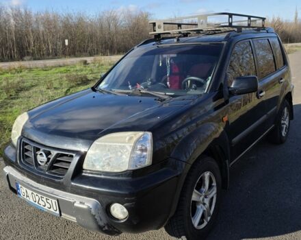 Черный Ниссан ИксТрейл, объемом двигателя 2 л и пробегом 365 тыс. км за 4023 $, фото 7 на Automoto.ua