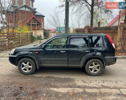 Черный Ниссан ИксТрейл, объемом двигателя 2 л и пробегом 215 тыс. км за 6490 $, фото 7 на Automoto.ua