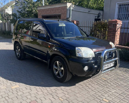 Черный Ниссан ИксТрейл, объемом двигателя 2.49 л и пробегом 176 тыс. км за 7800 $, фото 16 на Automoto.ua