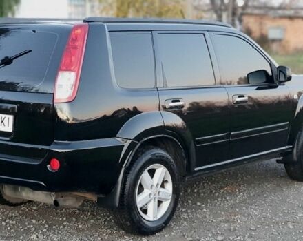 Черный Ниссан ИксТрейл, объемом двигателя 2.5 л и пробегом 260 тыс. км за 5150 $, фото 1 на Automoto.ua