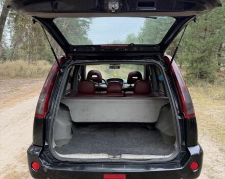 Черный Ниссан ИксТрейл, объемом двигателя 2.2 л и пробегом 225 тыс. км за 3800 $, фото 13 на Automoto.ua