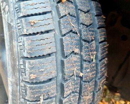 Черный Ниссан ИксТрейл, объемом двигателя 2.2 л и пробегом 357 тыс. км за 4000 $, фото 6 на Automoto.ua