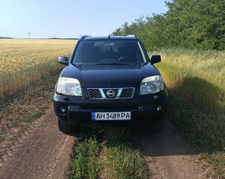 Черный Ниссан ИксТрейл, объемом двигателя 2.49 л и пробегом 320 тыс. км за 6000 $, фото 10 на Automoto.ua