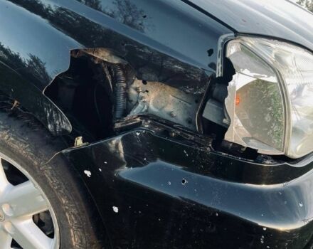 Черный Ниссан ИксТрейл, объемом двигателя 2.2 л и пробегом 400 тыс. км за 3222 $, фото 5 на Automoto.ua