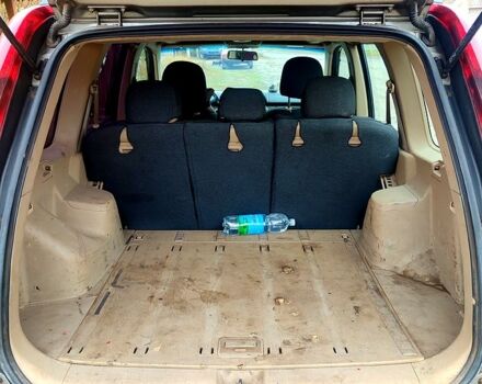 Черный Ниссан ИксТрейл, объемом двигателя 2.2 л и пробегом 357 тыс. км за 4000 $, фото 10 на Automoto.ua