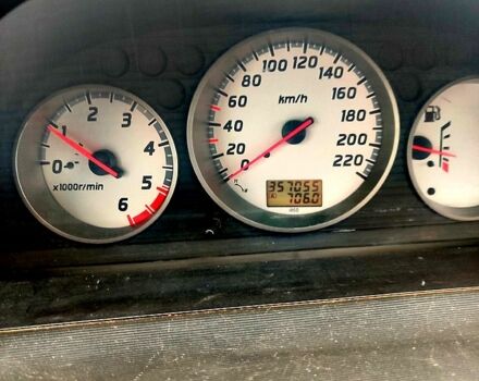 Черный Ниссан ИксТрейл, объемом двигателя 2.2 л и пробегом 357 тыс. км за 4000 $, фото 5 на Automoto.ua