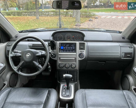 Чорний Ніссан ІксТрейл, об'ємом двигуна 2.5 л та пробігом 179 тис. км за 6800 $, фото 10 на Automoto.ua