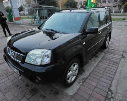 Черный Ниссан ИксТрейл, объемом двигателя 2.2 л и пробегом 222 тыс. км за 3323 $, фото 4 на Automoto.ua