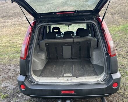 Чорний Ніссан ІксТрейл, об'ємом двигуна 2.2 л та пробігом 401 тис. км за 3150 $, фото 7 на Automoto.ua