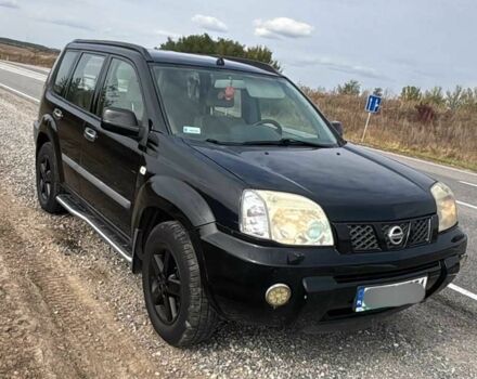 Чорний Ніссан ІксТрейл, об'ємом двигуна 2.2 л та пробігом 350 тис. км за 3999 $, фото 1 на Automoto.ua