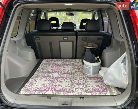 Чорний Ніссан ІксТрейл, об'ємом двигуна 2.5 л та пробігом 179 тис. км за 6800 $, фото 34 на Automoto.ua