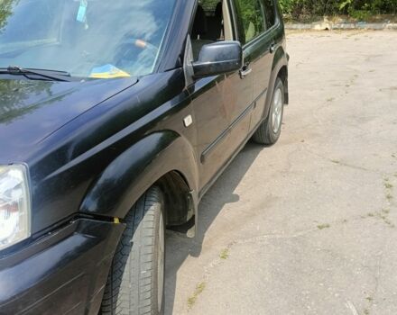 Черный Ниссан ИксТрейл, объемом двигателя 2.2 л и пробегом 338 тыс. км за 2900 $, фото 7 на Automoto.ua