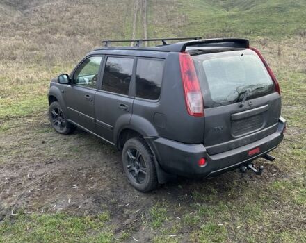 Чорний Ніссан ІксТрейл, об'ємом двигуна 2.2 л та пробігом 401 тис. км за 3150 $, фото 2 на Automoto.ua