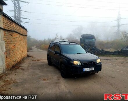 Чорний Ніссан ІксТрейл, об'ємом двигуна 2.2 л та пробігом 300 тис. км за 2750 $, фото 2 на Automoto.ua