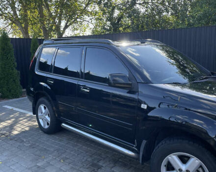 Черный Ниссан ИксТрейл, объемом двигателя 2 л и пробегом 215 тыс. км за 7000 $, фото 9 на Automoto.ua