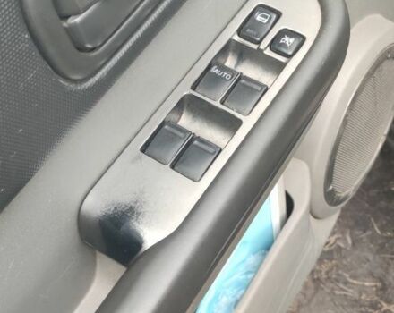 Черный Ниссан ИксТрейл, объемом двигателя 2 л и пробегом 270 тыс. км за 2700 $, фото 6 на Automoto.ua