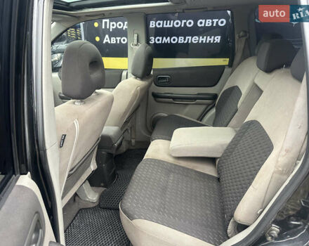 Черный Ниссан ИксТрейл, объемом двигателя 2 л и пробегом 173 тыс. км за 4700 $, фото 9 на Automoto.ua