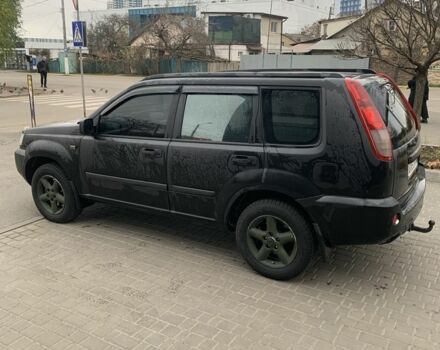 Чорний Ніссан ІксТрейл, об'ємом двигуна 2.2 л та пробігом 390 тис. км за 3561 $, фото 3 на Automoto.ua