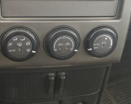 Черный Ниссан ИксТрейл, объемом двигателя 2 л и пробегом 270 тыс. км за 2700 $, фото 10 на Automoto.ua