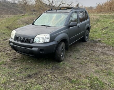 Чорний Ніссан ІксТрейл, об'ємом двигуна 2.2 л та пробігом 401 тис. км за 3150 $, фото 1 на Automoto.ua