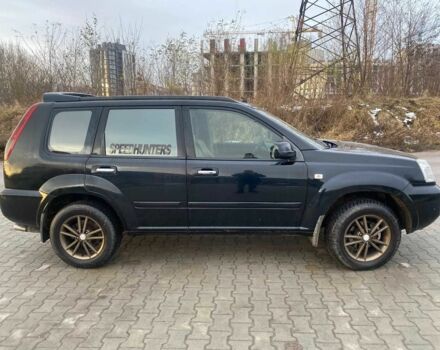 Черный Ниссан ИксТрейл, объемом двигателя 2.2 л и пробегом 251 тыс. км за 3800 $, фото 5 на Automoto.ua