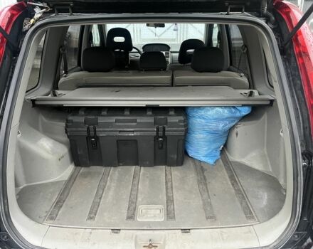 Черный Ниссан ИксТрейл, объемом двигателя 2.2 л и пробегом 206 тыс. км за 4200 $, фото 13 на Automoto.ua