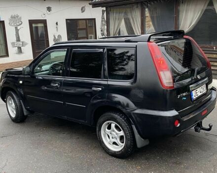 Черный Ниссан ИксТрейл, объемом двигателя 2.2 л и пробегом 226 тыс. км за 3650 $, фото 3 на Automoto.ua