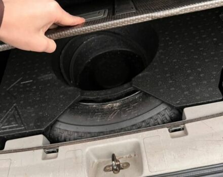 Черный Ниссан ИксТрейл, объемом двигателя 2.2 л и пробегом 270 тыс. км за 3900 $, фото 5 на Automoto.ua