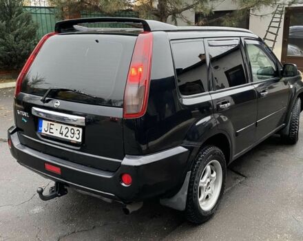 Черный Ниссан ИксТрейл, объемом двигателя 2.2 л и пробегом 226 тыс. км за 3650 $, фото 6 на Automoto.ua