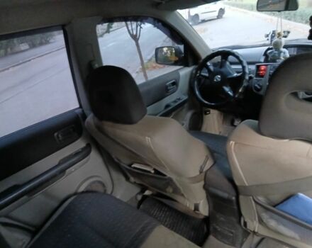 Черный Ниссан ИксТрейл, объемом двигателя 0 л и пробегом 300 тыс. км за 4300 $, фото 4 на Automoto.ua