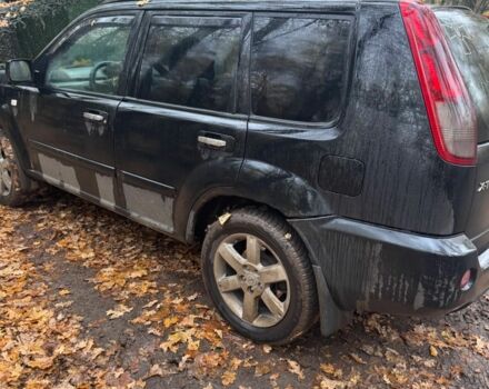 Черный Ниссан ИксТрейл, объемом двигателя 2.2 л и пробегом 306 тыс. км за 2379 $, фото 1 на Automoto.ua