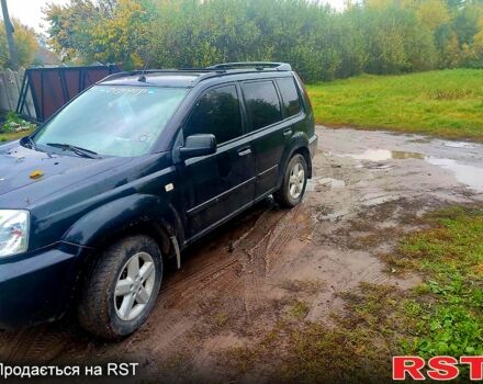 Черный Ниссан ИксТрейл, объемом двигателя 2.2 л и пробегом 248 тыс. км за 3800 $, фото 2 на Automoto.ua