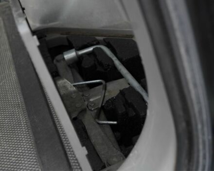 Черный Ниссан ИксТрейл, объемом двигателя 2.2 л и пробегом 273 тыс. км за 4267 $, фото 15 на Automoto.ua