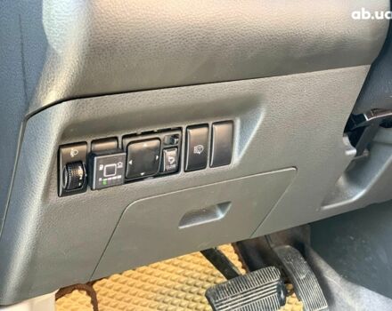 Черный Ниссан ИксТрейл, объемом двигателя 2.5 л и пробегом 295 тыс. км за 6890 $, фото 19 на Automoto.ua