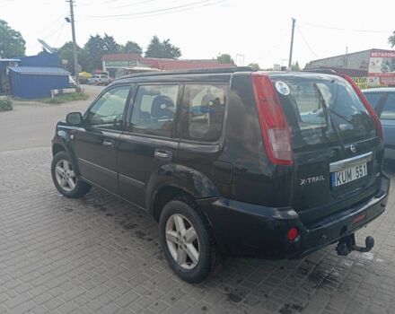 Чорний Ніссан ІксТрейл, об'ємом двигуна 2.2 л та пробігом 218 тис. км за 3500 $, фото 4 на Automoto.ua